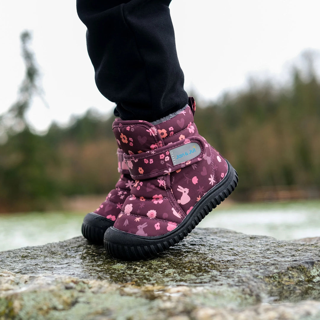 Jan &amp; Jul Toasty-Dry Booties - Bunny Blooms